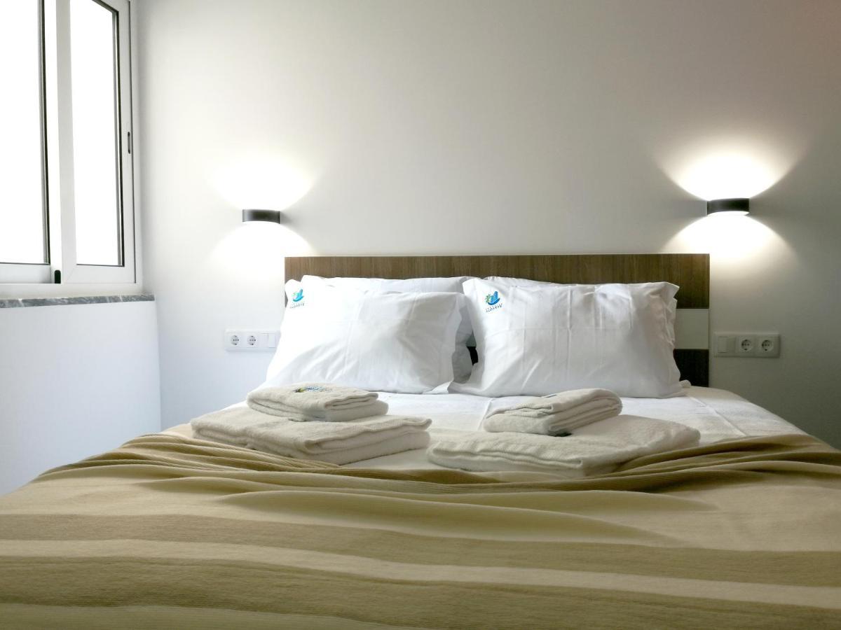 Suites Paradise Algarve Quarteira Esterno foto